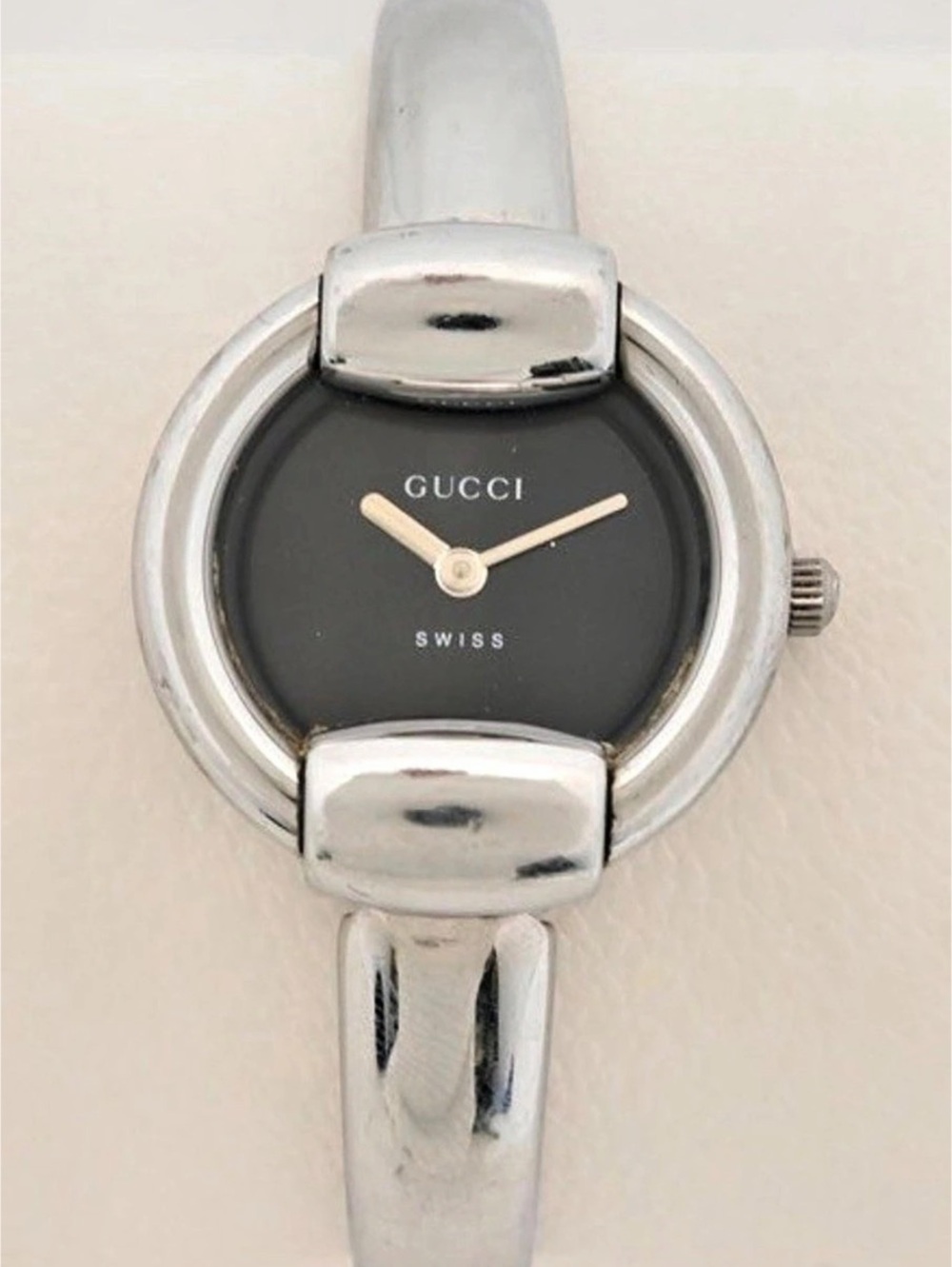 Gucci 1400L Bangle Watch Silver & Black